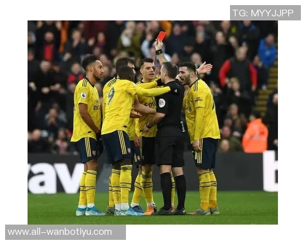 弗莱明接哈特曼传中再进一球伯恩利扩大领先优势狼队陷入困境