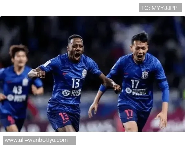 广岛外援半场结束后挑衅高天意引发双方冲突场面火爆